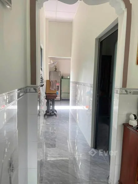 Bán căn nhà sổ riêng gần chợ ngã tư khánh bình TP Tân Uyên Bình Dương ( cũ)Đường nhựa sân xe