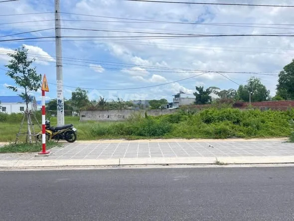 MẶT TIỀN TỈNH LỘ 44B - XÃ LONG ĐIỀN - TP HCM; đi về biển Phước Hải chỉ 10phút