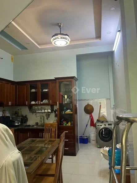 Nhà 24// Đường Bến Lội,P Bình Trị Đông, Bình Tân