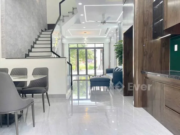 __NHÀ PHỐ-An Phú _TPHCM________ Nhà 1 trệt 2 lầu 4 p ngủ 3 wc