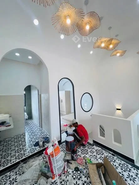 HỒ HỌC LÃM - 70M2 - HẺM 4M - 4T* Vị trí : Đường Hồ ngọc lãm