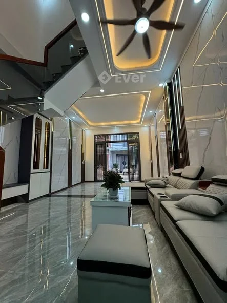 NHÀ HOÀN THIỆN FULL NỘI THẤT – TRỤC CHÍNH DS1, TÂN HIỆP – TP.HCM (TÂN UYÊN, BD)