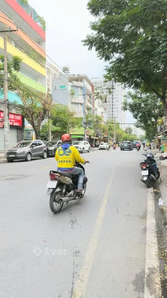 Bán nhà Trương Công Định, phường 14, Quận Tân BìnhDiện tích: 5,25 x 17, DTĐ: 89,8m2