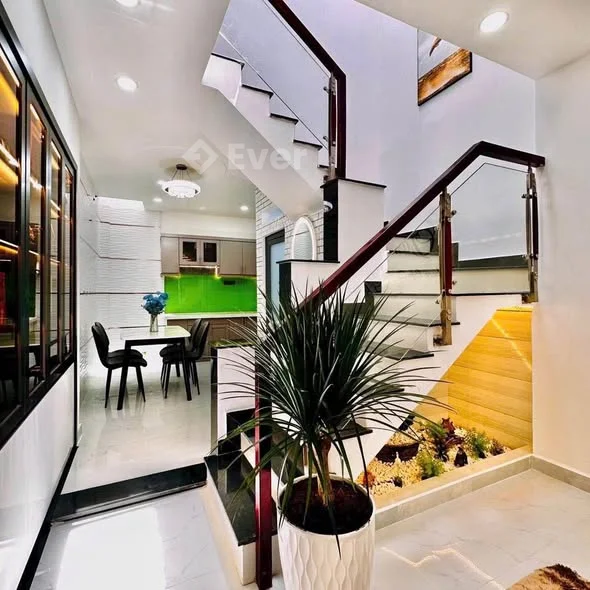 Nhà bán Nguyễn Văn Khối, Phường Thông Tây Hội, (phường 8 củ)- DT: 3,5x10.5m-