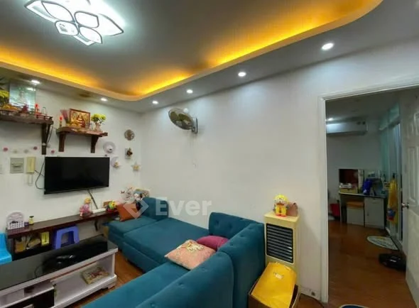 Bán căn chung cư Lakeside nhà đã sửa đẹp , sàn gỗ, trần thạch cao