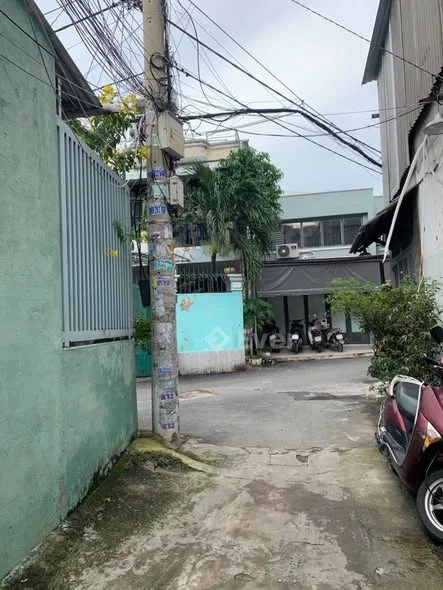 BÙI ĐÌNH TUÝ - 10M RA HẺM XE TẢI THÔNG NGÔ ĐỨC KẾ -