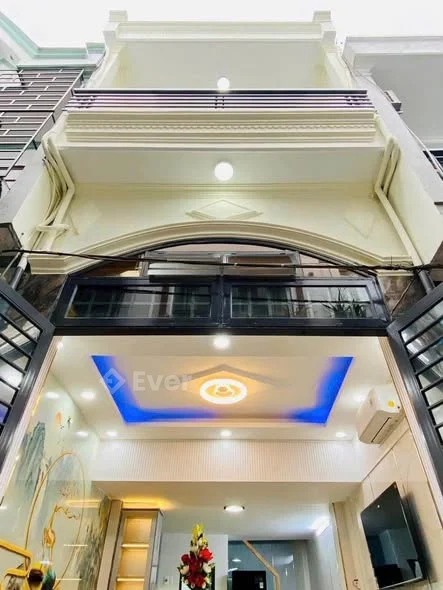 Hàng mới về nhà đẹp .BÁN NHÀ. 3.5. X. 8. = 4ty350 SHR HOÀNG CÔNG ĐẦY ĐỦ BỚT LỘC.