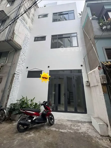 Q10 LÝ THÁI TỔ - HẺM 4M - 3 TẦNG - DTSD 80M2 - NGANG 5M - XE HƠI TẬN CỬA - SÁT MẶT TIỀN, NGAY VÒNG X