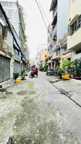 NHÀ 5 TẦNG MỚI ĐẸP TRUNG TÂM QUẬN 11 - 66M2- HẺM XE HƠI TRÁNH - SÁT MẶT T.IỀN 3/2