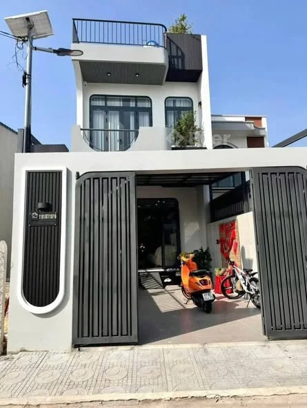 Em cần bán ngay căn nhà giá 780 Triệu - DT : 5×20 ( Sân 5m ),