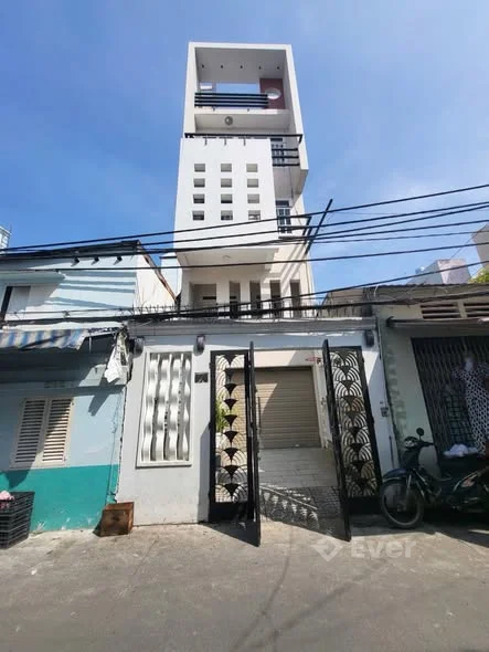 Nguyễn Xí, P13, Bình Thạnh – 57m², 3 tầng, hẻm xe hơi.