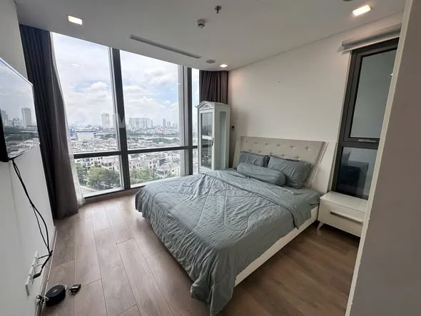 CHO THUÊ CĂN HỘ 4PN TOÀ LM81