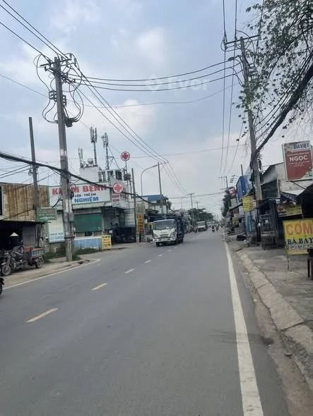 BÁN GẤP XƯỞNG + ĐẤT GÓC 2 MẶT TIỀN Liên Ấp 1-2, Bình Chánh Giá: 28 TỶ (thương lượng) DT: 20 × 42