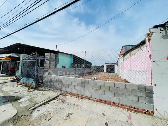 Diện tích: 8,4m x 44m – Sổ riêng, 120m² thổ cư