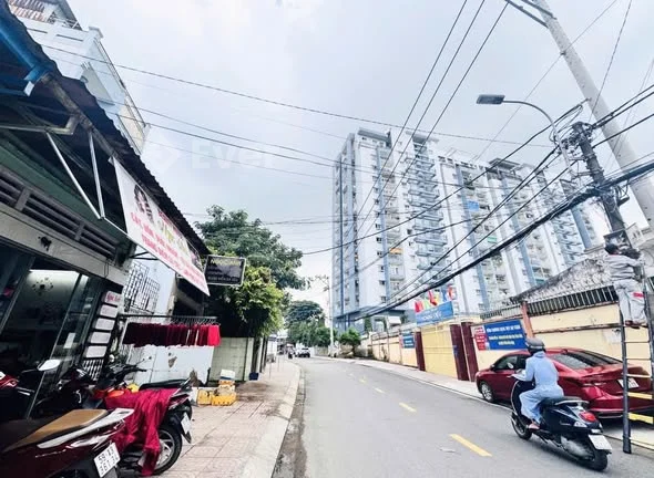 LINH TRUNG HOÀNG DIỆU 2 - HẺM XE HƠI - 40M2(4 x10)-2 TẦNG-SHRGIÁ 4,7 TỶ TL