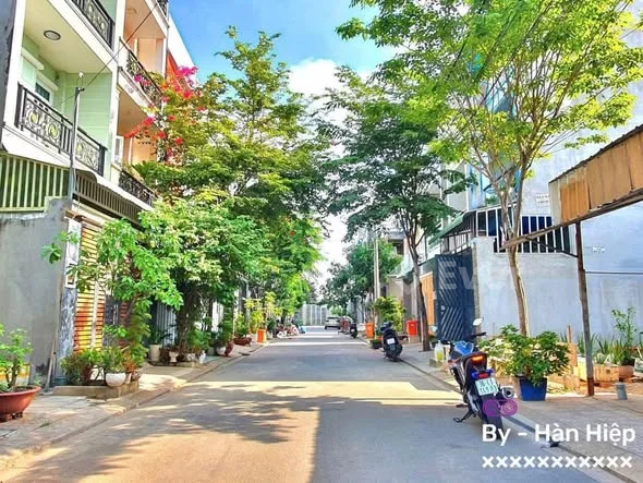 Giảm mạnh còn 3.85tỷ Hàng thơm 124 Võ Văn Hát.LÔ SẠCH ĐẸP, HƯỚNG ĐÔNG NAM