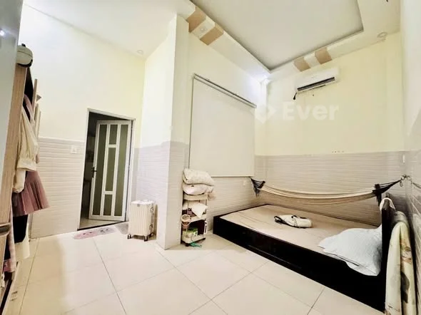 GẦN PHẠM VĂN ĐỒNG, LINH XUÂN, THỦ ĐỨC – HẺM XE HƠI – 60m² – NHÀ 3 TẦNG