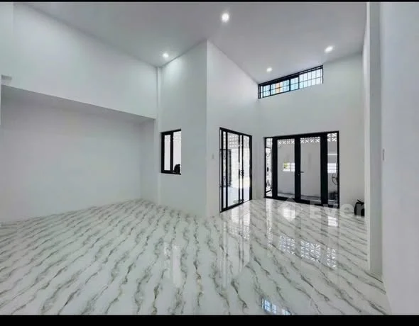 Diện tích 94.65m² – Đường 3,5 –4m Hướng Đông
