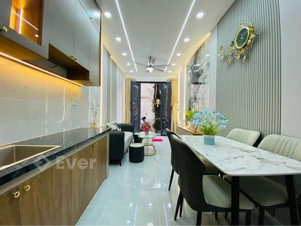 LÊN SÓNG SIÊU PHẨM NHÀ GẦN MẶT TIỀN QUANG TRUNG – GIÁ CỰC MỀM!