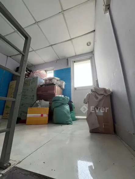 Chính chủ bán gấp nhà 125 đường số 13 Phường 4 Quận 8Giá : 2 tỷ 580 ( thương lượng )