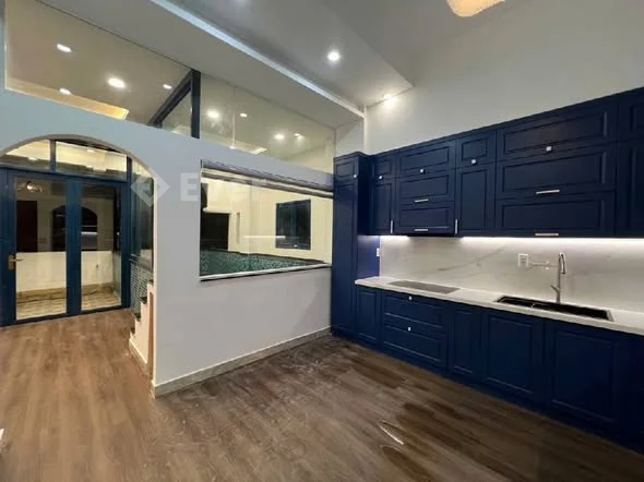 MẶT TIỀN PHÚ NHUẬN- NGANG 6M- THANG MÁY-HỒ BƠI- HẦM XE Ô TÔ- CHỈ 18T