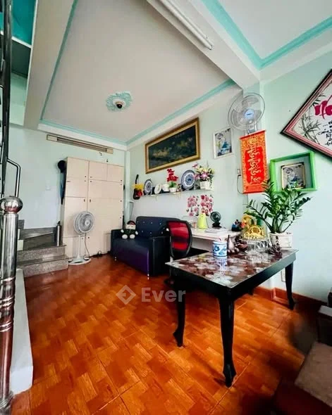 NHÀ 3 TẦNG - VỪA Ở VÀ KINH DOANH - XE HƠI CHẠY NGANG NHÀ