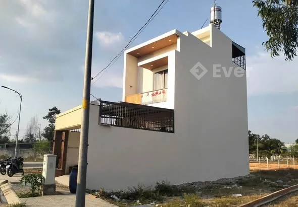 Bán nhà lầu xã Tân An Hội, Củ Chi Nhà xây để ở kiên cố, kẹt tiền bán Vị trí cách Nguyễn Văn Khạ 30m