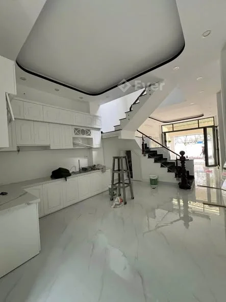 BÁN NHÀ NỞ HẬU MT HẺM XE HƠI VÀO NHÀ - KỀ PHÚ MỸ HƯNG - GIÁ CHỈ 7TỶ HỞN TL QUẬN 7 HUỲNH TẤN PHÁT