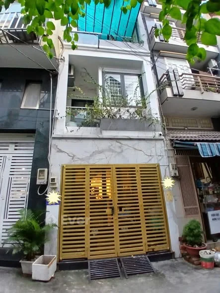 Q10, SIÊU PHẨM CMT8, HXH 6M, 50M RA MT ĐƯỜNG, GẦN CHỢ HÒA HƯNG, NHÀ 3 LẦU, ĐẸP LUNG LINH, Ở, MỞ VP,