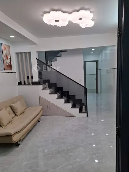 Bạch Đằng, P15, Bình Thạnh – 30,6m² (3x10), 1 trệt 1 lầu, 3PN 2WC, Full nội thất,sổ riêng, hoàn công