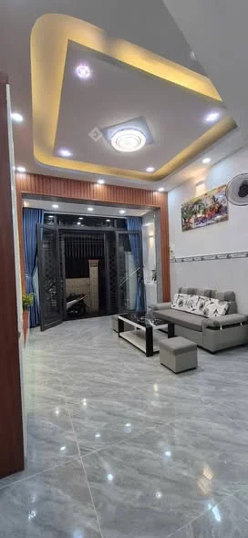 1225/ Phạm Thế Hiển, P. Bình Đông, TP.HCMDiện tích: 3,8m x 10m