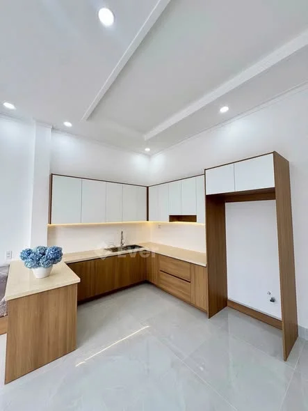 Bán căn nhà mới Hàm Liêm • Nằm đối diện KDC Hòa Bình • Giá chỉ: 1t390 • Diện tích: 100m² • Nhà C4 ki