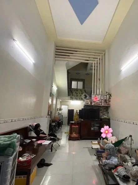 ️KẾ KHU TÊN LỬA - SÁT CHỢ LÊ ĐÌNH CẨN - NHÀ 3 TẦNG - 68M2 - HXH - 3.xT/ỷ.