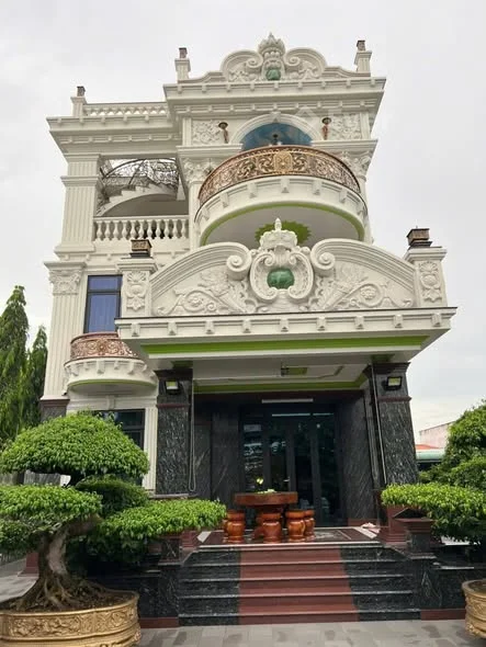 SIÊU PHẨM BIỆT PHỦ 1000M² – 3 TẦNG ĐẲNG CẤP CHỈ 42 TỶ