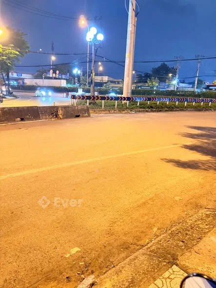 BÁN NHÀ CẦU VƯỢT GÒ DƯA,HIỆP BÌNH PHƯỚC, DIỆN TÍCH 110 M2, 2PN-2WC, GIÁ CHỈ 4.2 TỶ.