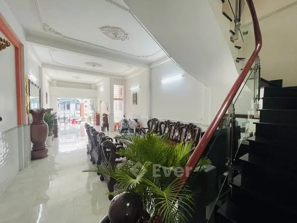 BIỆT THỰ MẶT TIÊN NGỘP - GIẢM GẦN 2TỶ NGAY THOẠI NGỌC HẦU - NGUYỄN SƠN - 5X27(135M2) - 4 TẦNG - GIÁ