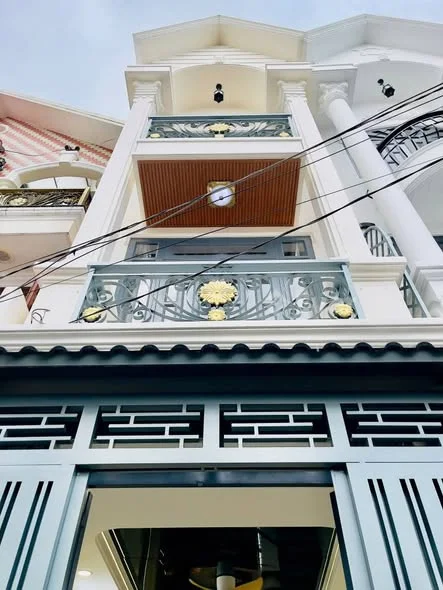 LÊN SÀN EM NHÀ PHỐ TÂN CỔ ĐIỂN NHỈNH 5 ĐỒNG SÁT CHỢ PHẠM VĂN BẠCH