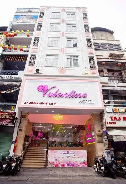 - BÁN HOTEL 10 TẦNG QUẬN 1
- ĐC: 27-29 BÙI VIỆN, P. Phạm Ngũ Lão.
- DT: 7.83x20, công nhận 153.3m2