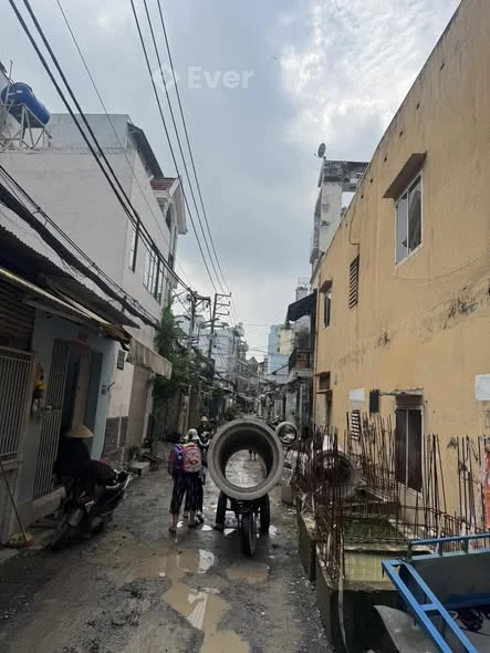 HH1%Hàng mới ra lòCặp đôi hẻm nhựa 8mc thông 133 Ni Sư Huỳnh Liên (khu kd vải)Nhà có 2MT