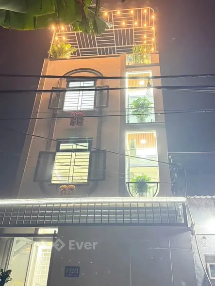 Đường xe tải đỗ cửa, chỉ 50m ra Tx52 Q.12