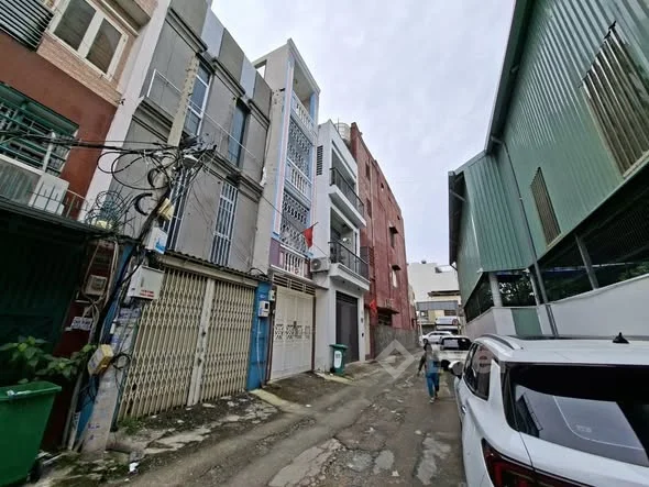 Nguyễn Kiệm Phú Nhuận – 61m² – 11.7 tỷ – hẻm 8m ô tô tránh