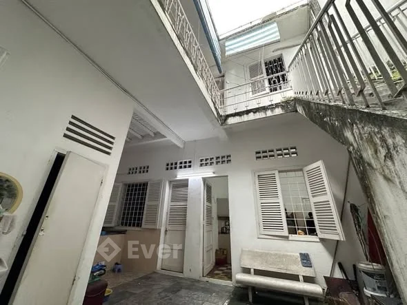 NHÀ 2 TẦNG 2 MẶT HXH VÕ THỊ SÁU QUẬN 1