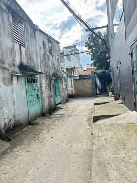 BÁN NHÀ NGAY CHỢ AN NHƠN,(P AN NHƠN) CẠNH LÊ ĐỨC THỌ, DT:71M2, NGANG 5.4M HIẾM, GẦN CHỢ AN NHƠN, NGU