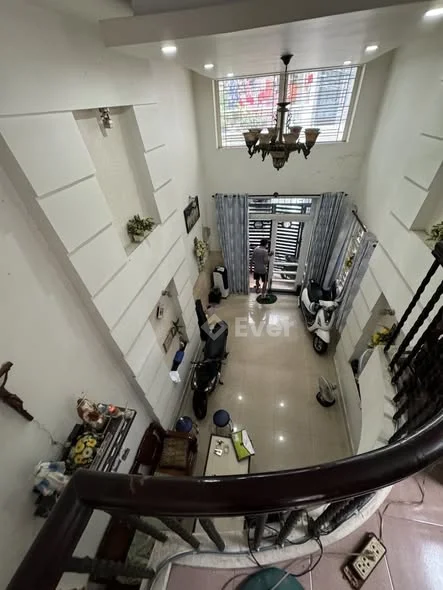 NGUYỄN KIỆM - P9 - PHÚ NHUẬN - NHÀ MỚI 6 TẦNG - XE HƠI NGỦ TRONG NHÀ - CÁCH MẶT TIỀN 30M - SỔ NỞ HẬU