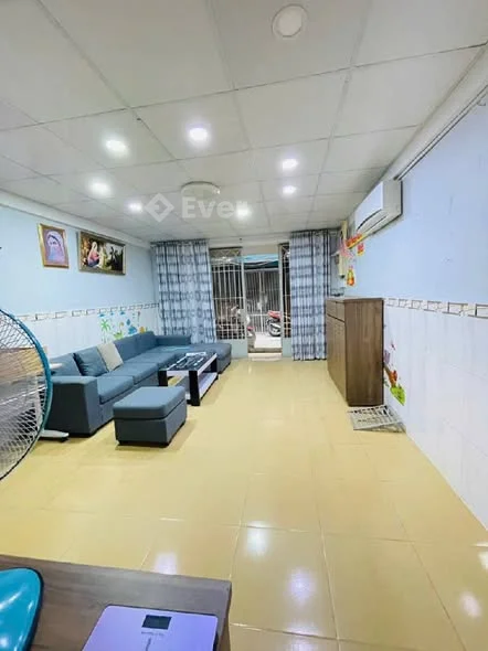 XUẤT CẢNH CẦN BÁN GẤP NHÀ 2 TẦNG 2 MẶT TIỀN HXH PHẠM THẾ HIỂN, P. 6, QUẬN 8, 50M2, NHỈNH 5 TỶ.