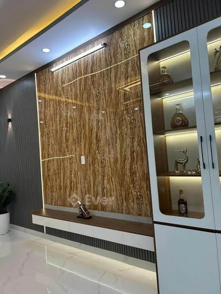 Bán nhà hồ sơ xã, sổ Hồng riêng tại Hóc Môn