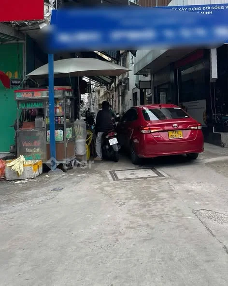 Bán nhà 4 tầng khu vực Nguyễn Tri Phương, Quận 10 với giá tốt