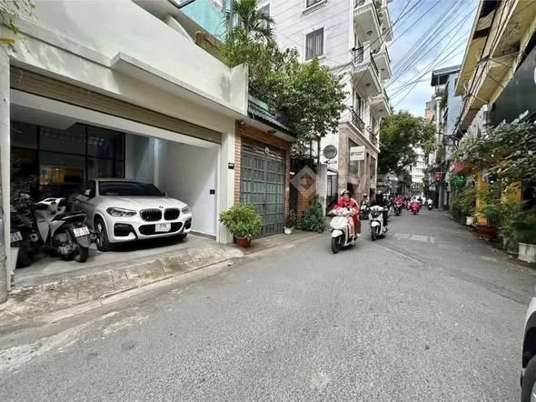 PHÚ NHUẬN- P.8 Đ. HOÀNG VĂN THỤ - NHÀ ĐẸP HIỆN ĐẠI 5 TẦNG - HẺM KINH DOANH XE TẢI TRÁNH - 72M2