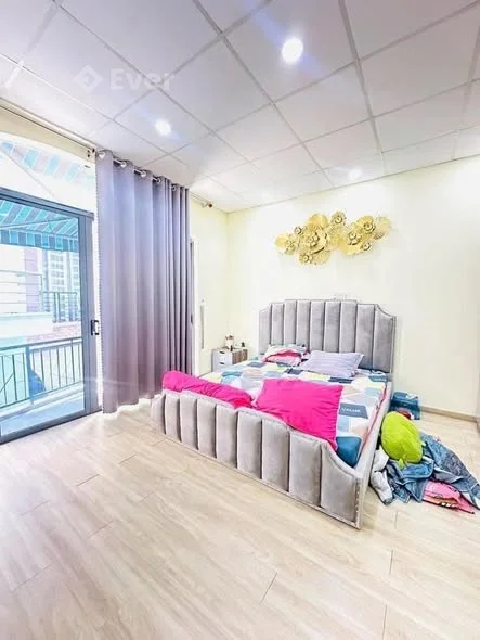 ĐỒNG XOÀI PHƯỜNG 13 TÂN BÌNHDT : 5.3 x10 , 6,85 tỷ 3 PN, 2WC,