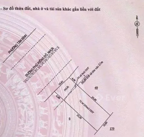 DT: 10,8 x 30 (259m2 thổ cư)TDT: 323,5m2 hướng tây bắc. Mặt tiền đường Phú Riềng Đỏ.